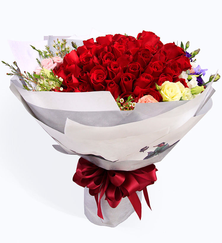 Corolla Red Roses