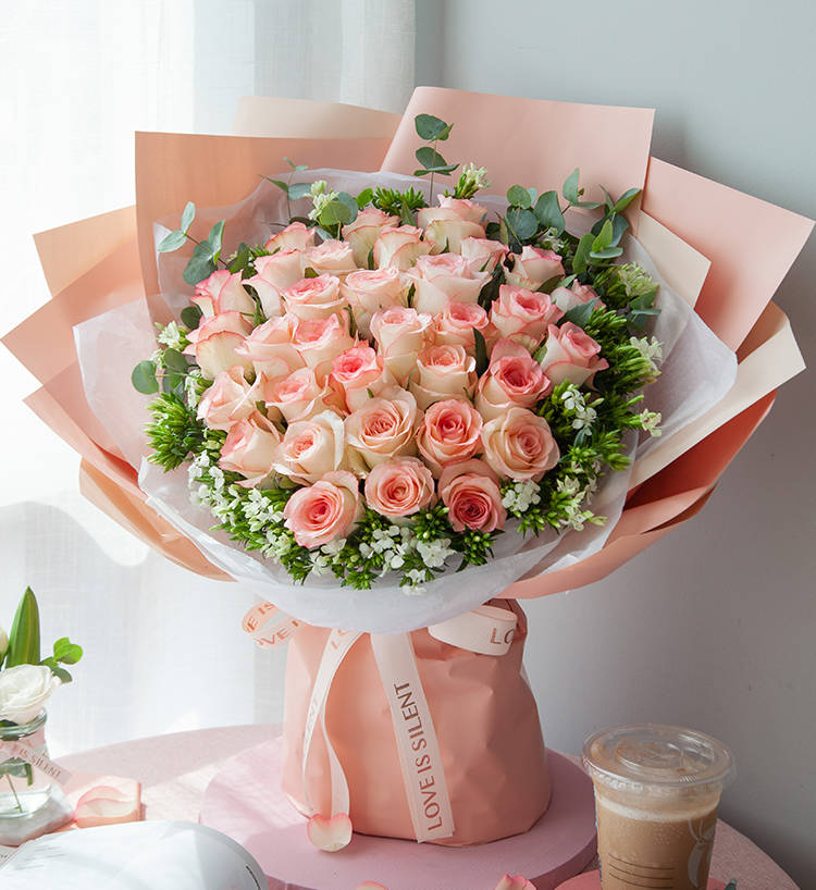 Elsa Pink Roses — alternate view