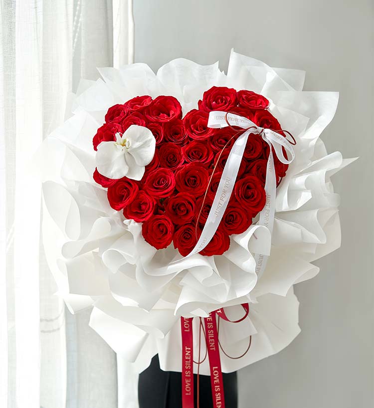 Heart-Shaped 33 Red Roses — alternate view