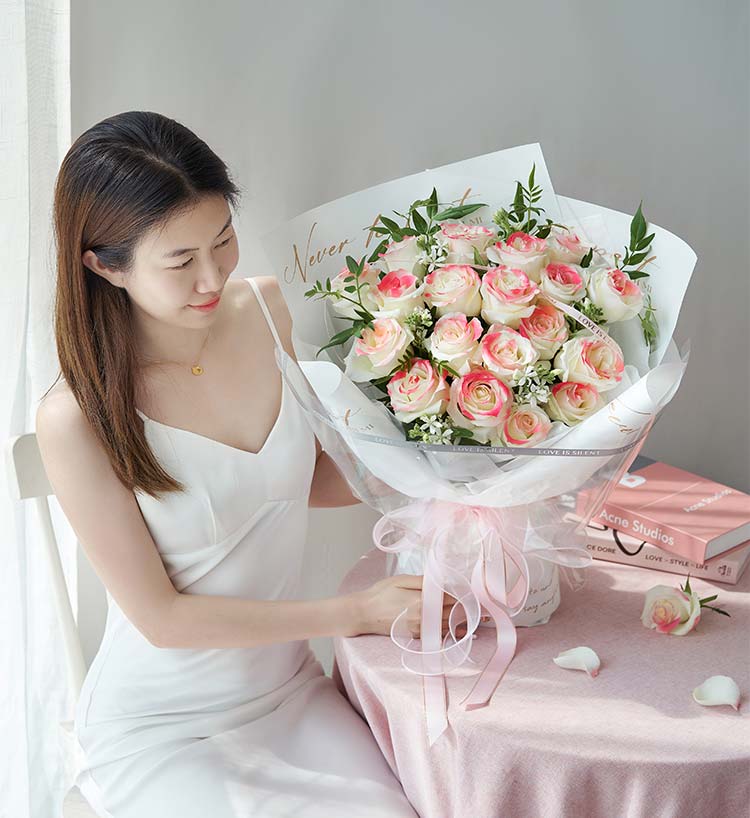 Pride White Roses — alternate view